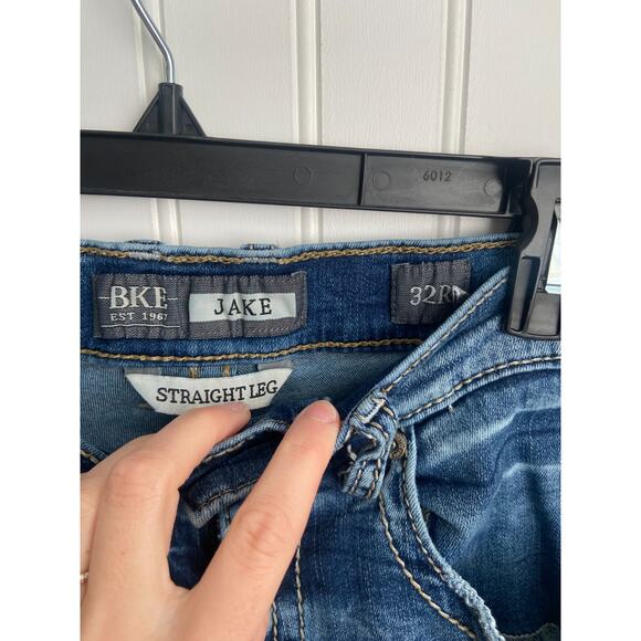 BKE jeans Men size 33X31 Jake Straight Leg Buckle Cotton blend comfort stretch - Picture 3 of 5